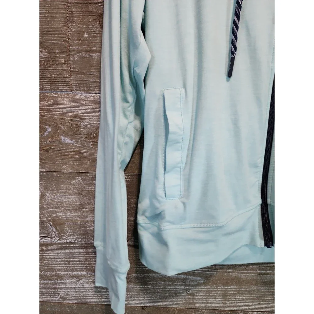 Salt Life - SLX performance Medium Hoodie -New With Tags